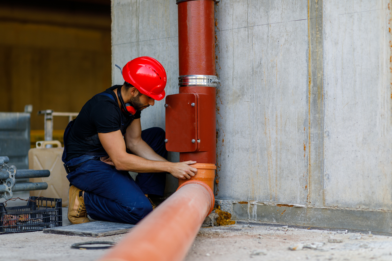 Emergency plumbing repair for businesses