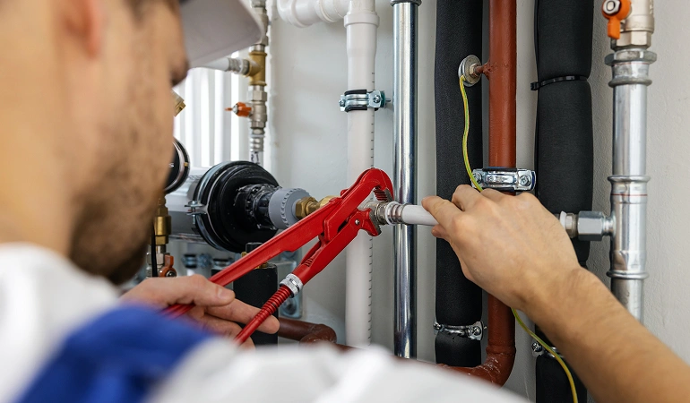 Expert Commercial Contracting Solutions for Businesses