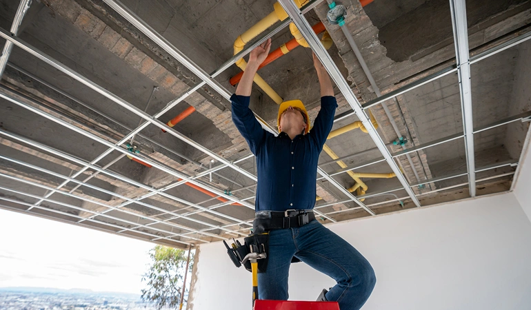 Expert Commercial Contracting Solutions for Businesses