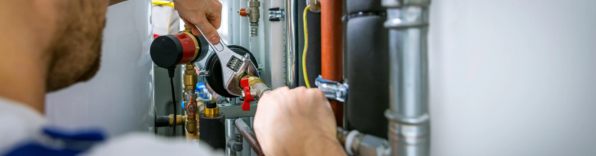Commercial plumbing services in Modesto for office buildings